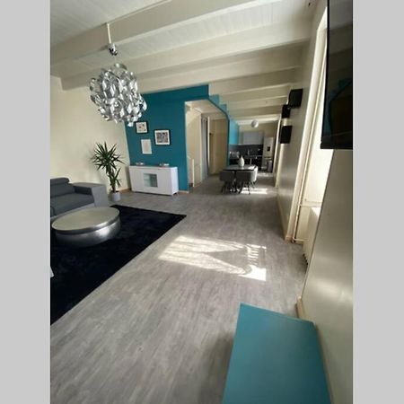Jolie Maison En Plein Centre Du Ле-Гильвинек Экстерьер фото