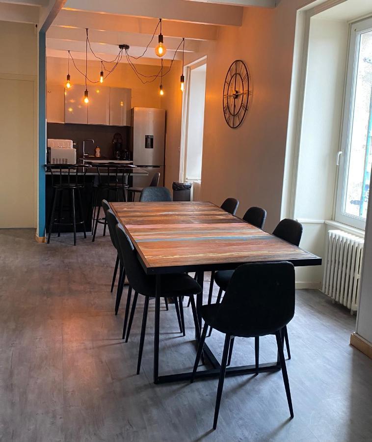 Jolie Maison En Plein Centre Du Ле-Гильвинек Экстерьер фото